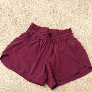 Lululemon size 4 athletic shorts